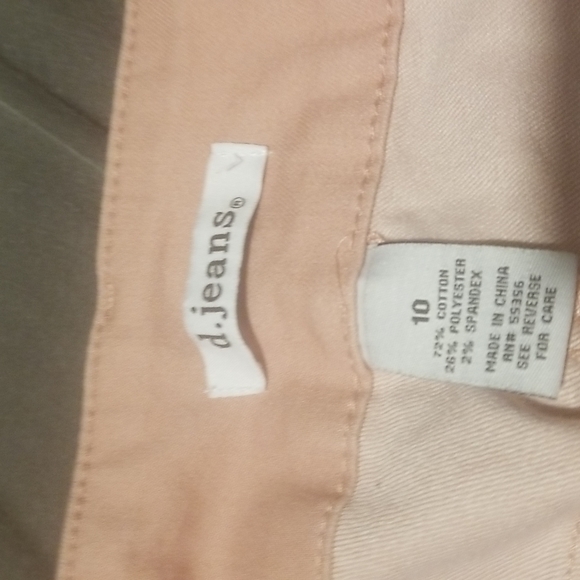 Pants - Picture 3 of 4